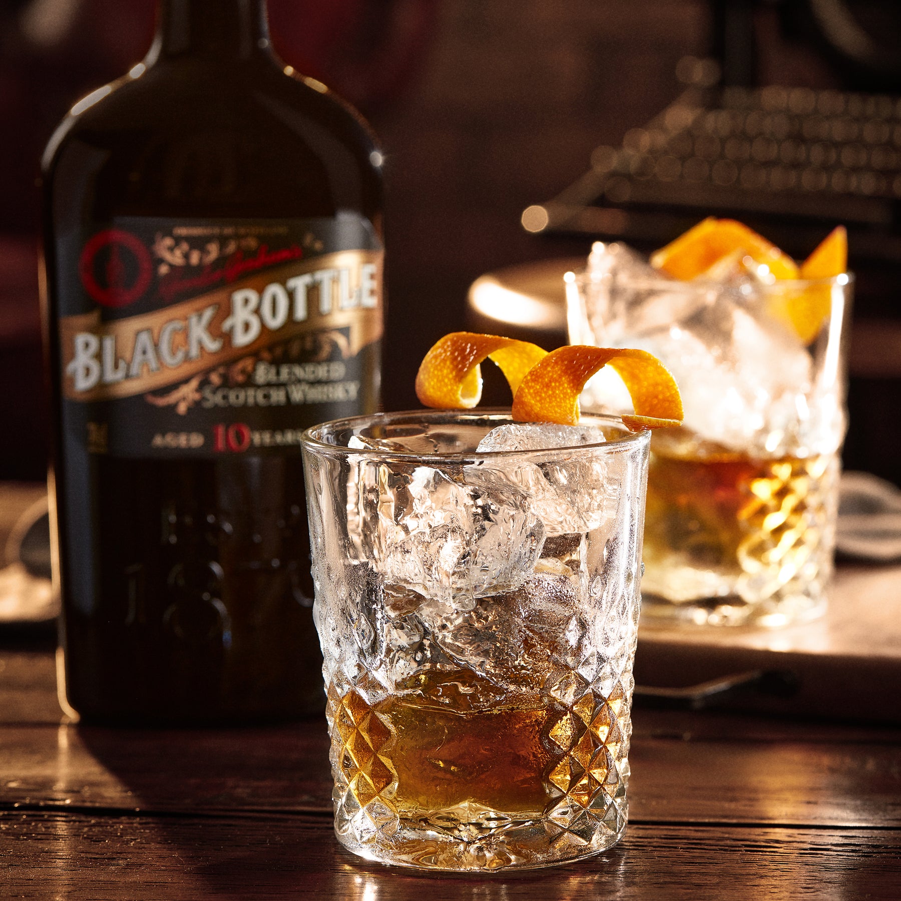BLACK BOTTLE 10 SHORT